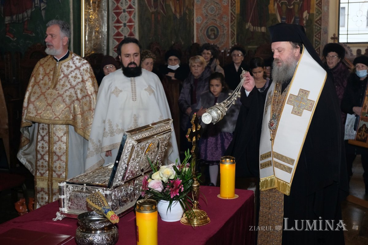 Moaștele Sfântului Pantelimon la Centrul de recuperare al Parohiei Mavrogheni 279253