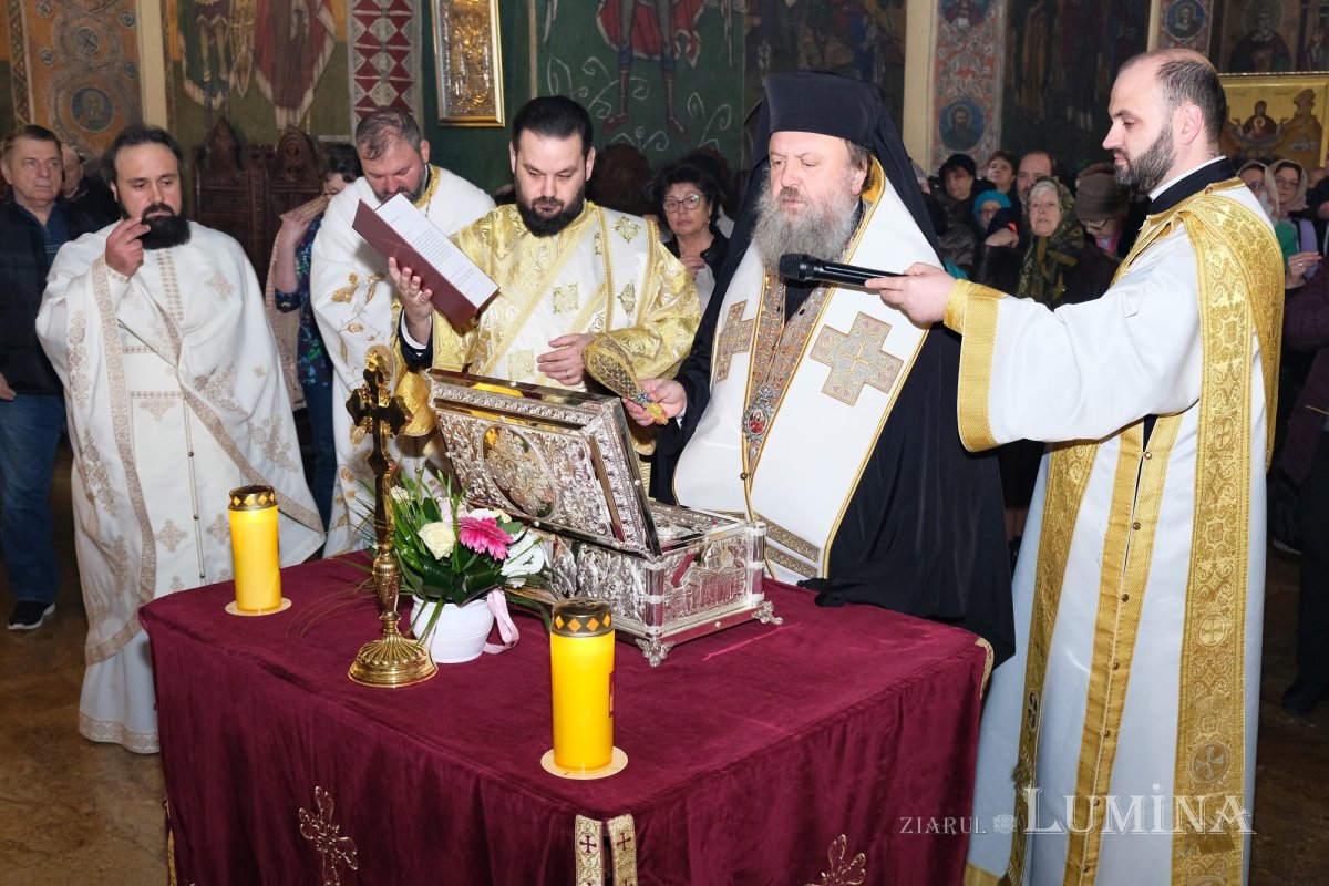 Moaștele Sfântului Pantelimon la Centrul de recuperare al Parohiei Mavrogheni 279255