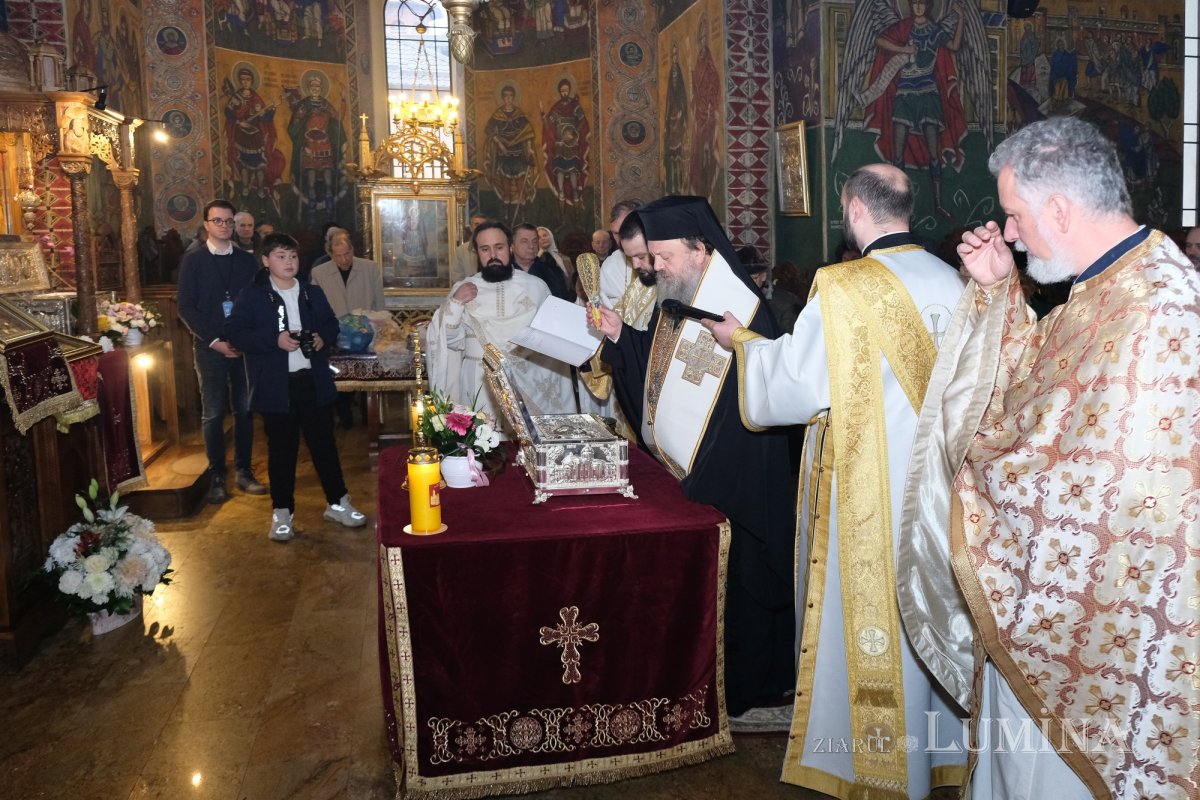 Moaștele Sfântului Pantelimon la Centrul de recuperare al Parohiei Mavrogheni 279257