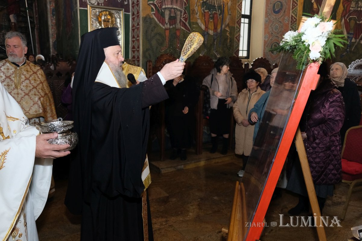 Moaștele Sfântului Pantelimon la Centrul de recuperare al Parohiei Mavrogheni 279259