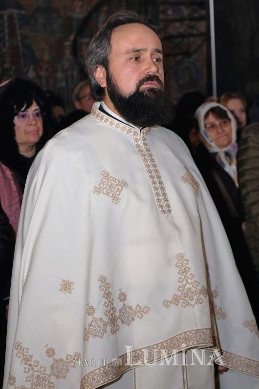 Moaștele Sfântului Pantelimon la Centrul de recuperare al Parohiei Mavrogheni 279264