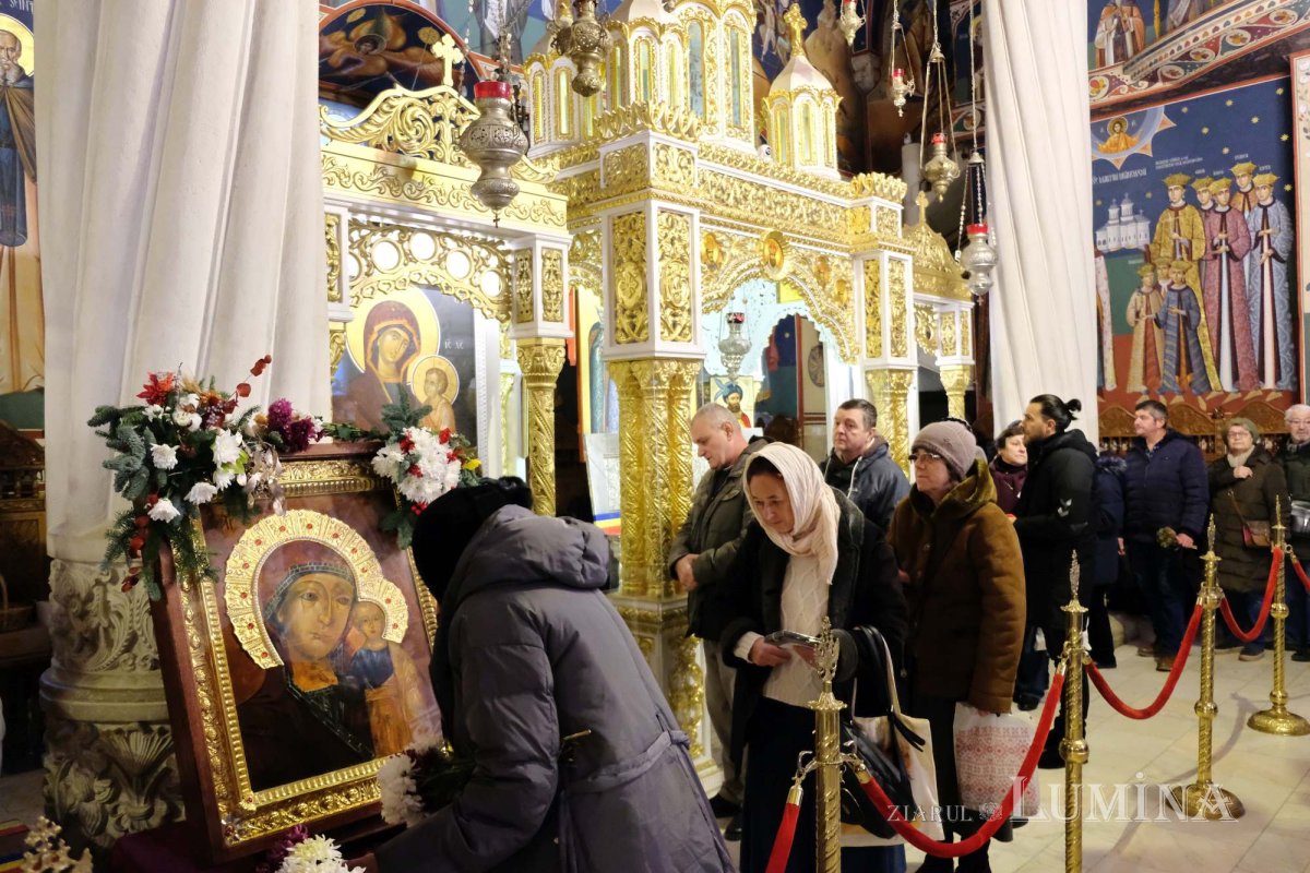 Hramul de iarnă al Bisericii „Sfântul Gheorghe”-Nou din București 279844