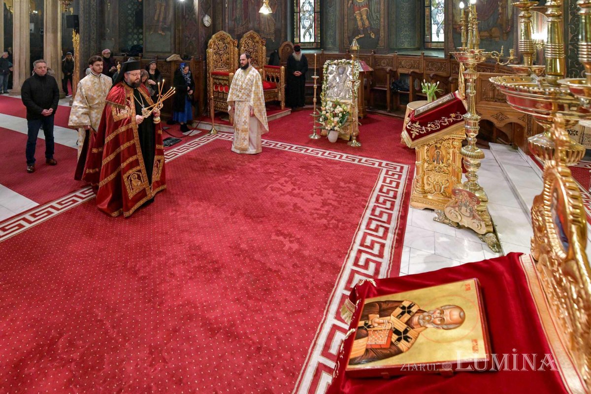 Prăznuirea Arhiepiscopului Mirei Lichiei pe Dealul Patriarhiei 279792