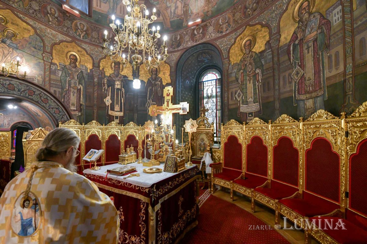 Prăznuirea Arhiepiscopului Mirei Lichiei pe Dealul Patriarhiei 279794