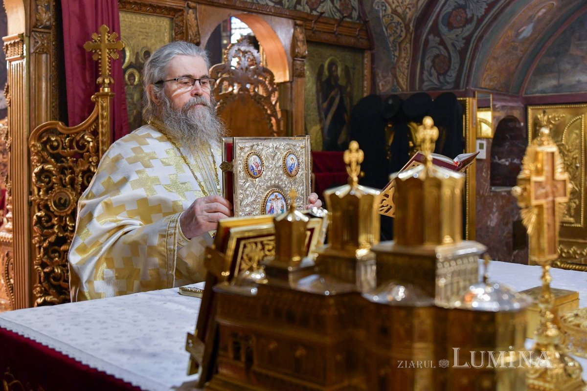 Prăznuirea Arhiepiscopului Mirei Lichiei pe Dealul Patriarhiei 279796