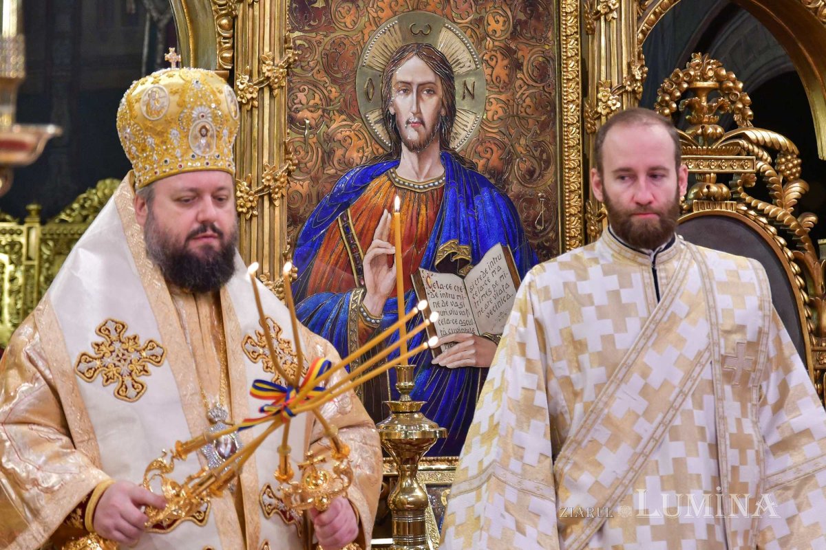 Prăznuirea Arhiepiscopului Mirei Lichiei pe Dealul Patriarhiei 279829