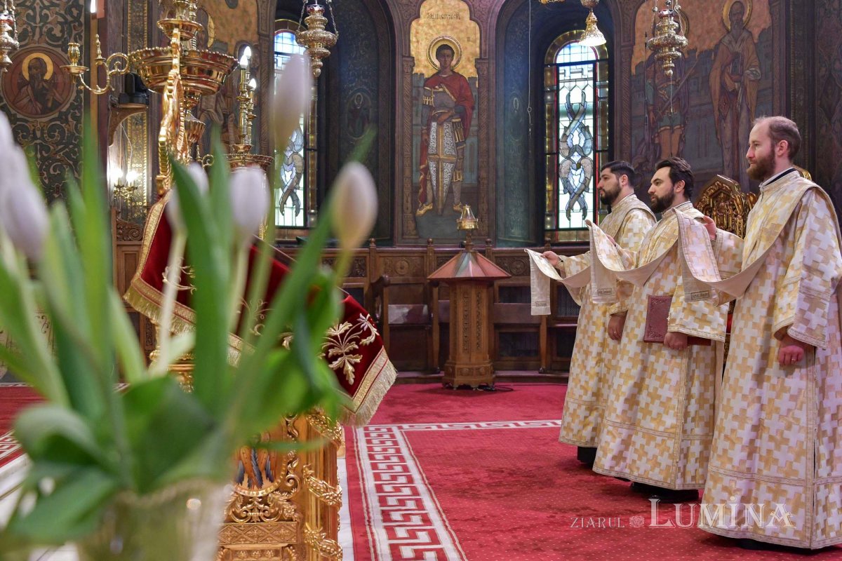 Prăznuirea Arhiepiscopului Mirei Lichiei pe Dealul Patriarhiei 279833