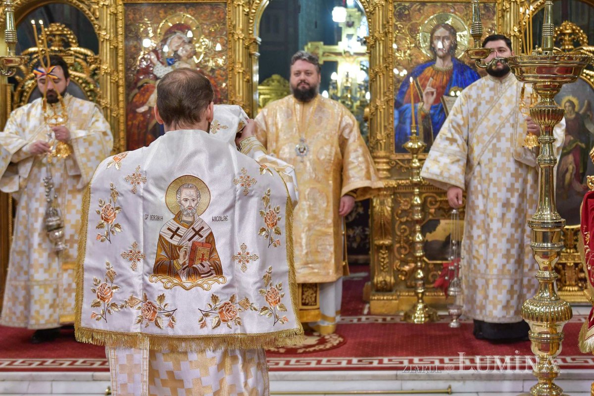 Prăznuirea Arhiepiscopului Mirei Lichiei pe Dealul Patriarhiei 279836