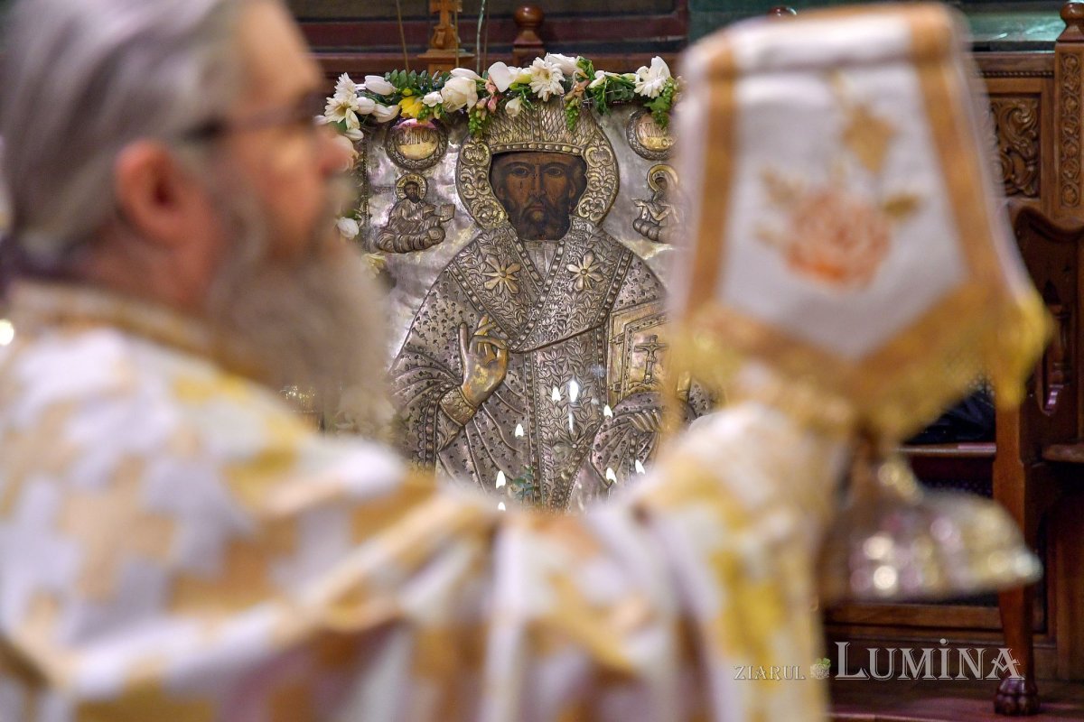 Prăznuirea Arhiepiscopului Mirei Lichiei pe Dealul Patriarhiei 279838