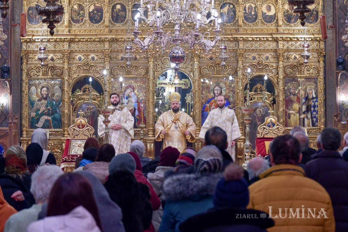 Prăznuirea Arhiepiscopului Mirei Lichiei pe Dealul Patriarhiei 279841