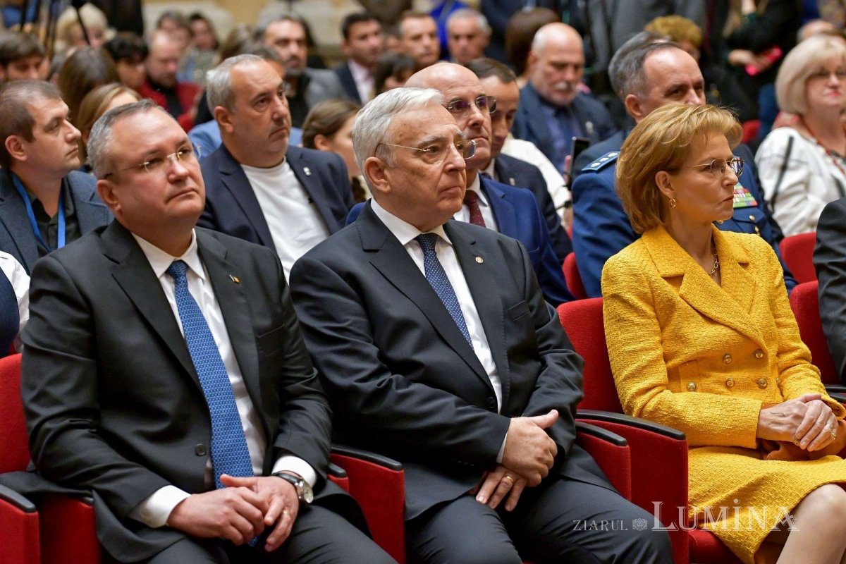 Emisiune numismatică dedicată centenarului Muzeului Militar Naţional 280022