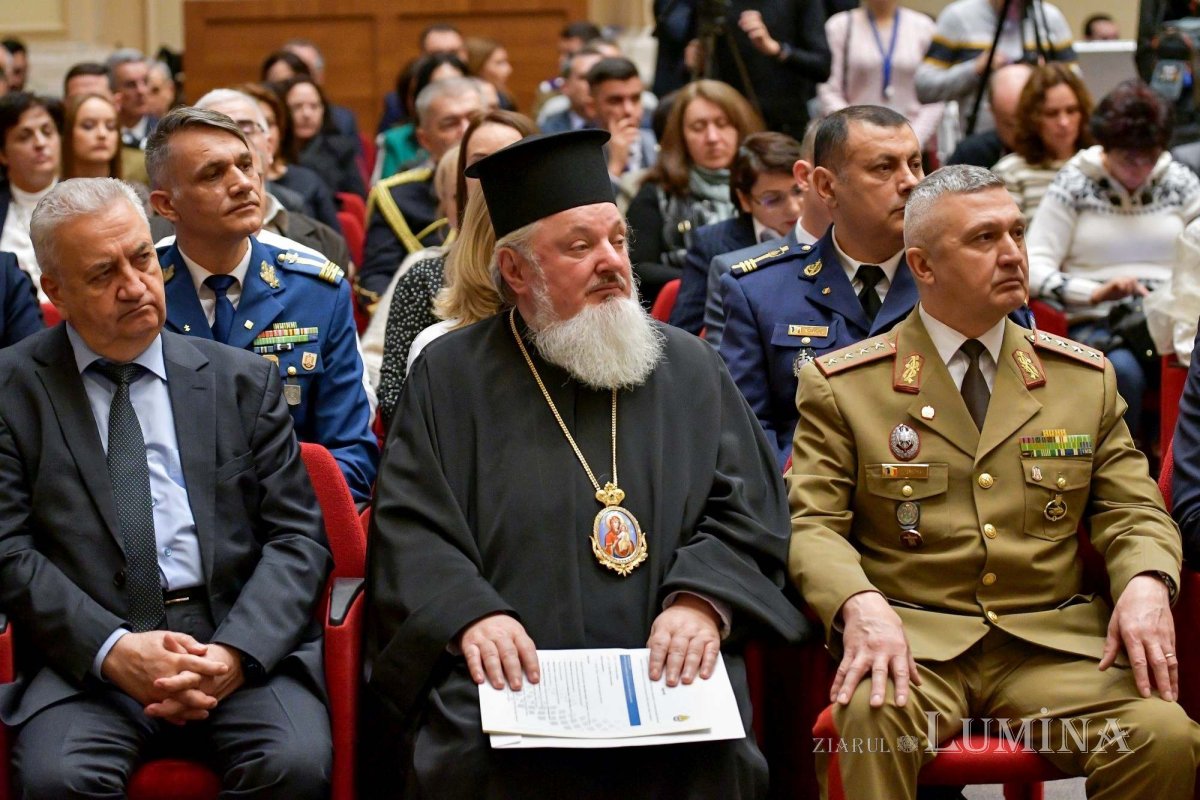 Emisiune numismatică dedicată centenarului Muzeului Militar Naţional 280025