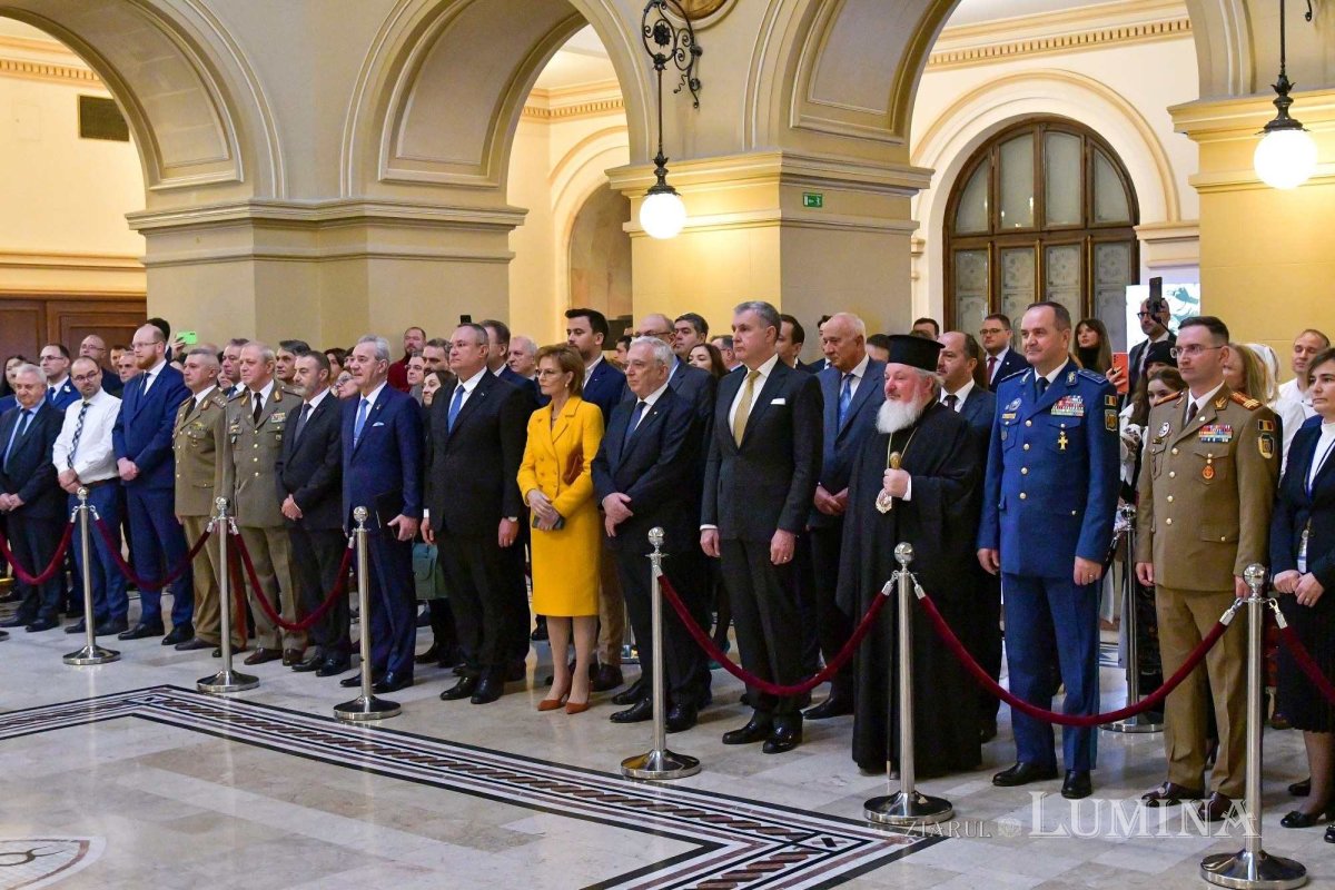 Emisiune numismatică dedicată centenarului Muzeului Militar Naţional 280037