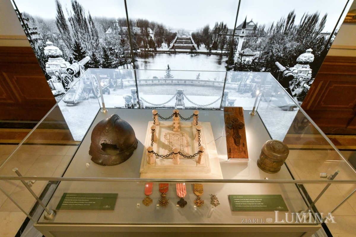 Emisiune numismatică dedicată centenarului Muzeului Militar Naţional 280050