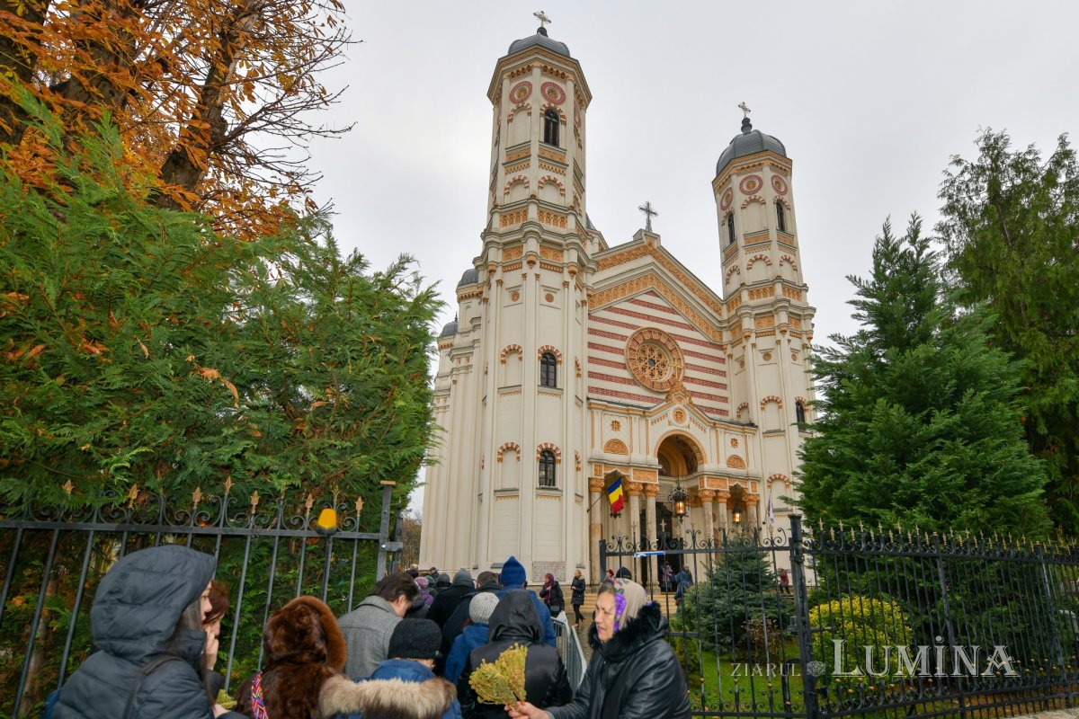 Bucurii duhovnicești oferite de Sfântul Spiridon credincioșilor din Capitală 280456