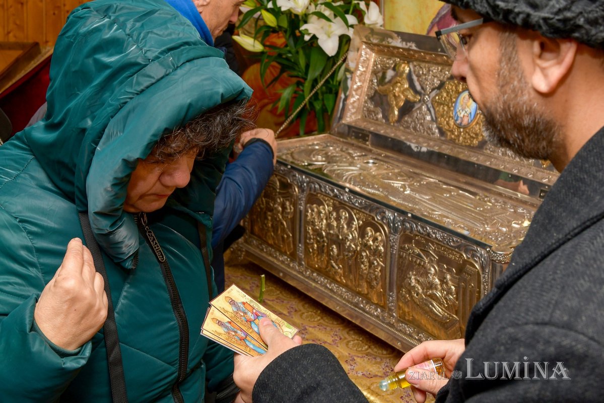 Bucurii duhovnicești oferite de Sfântul Spiridon credincioșilor din Capitală 280472