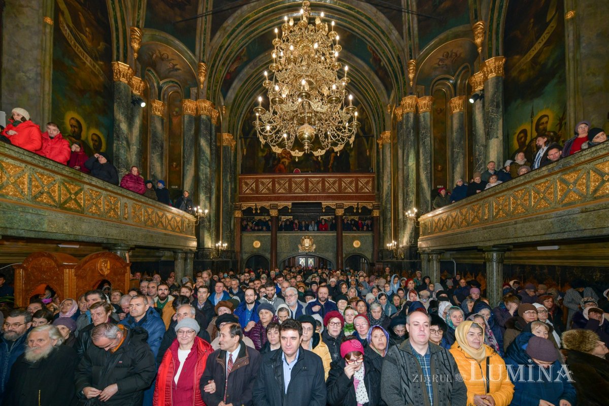 Bucurii duhovnicești oferite de Sfântul Spiridon credincioșilor din Capitală 280490