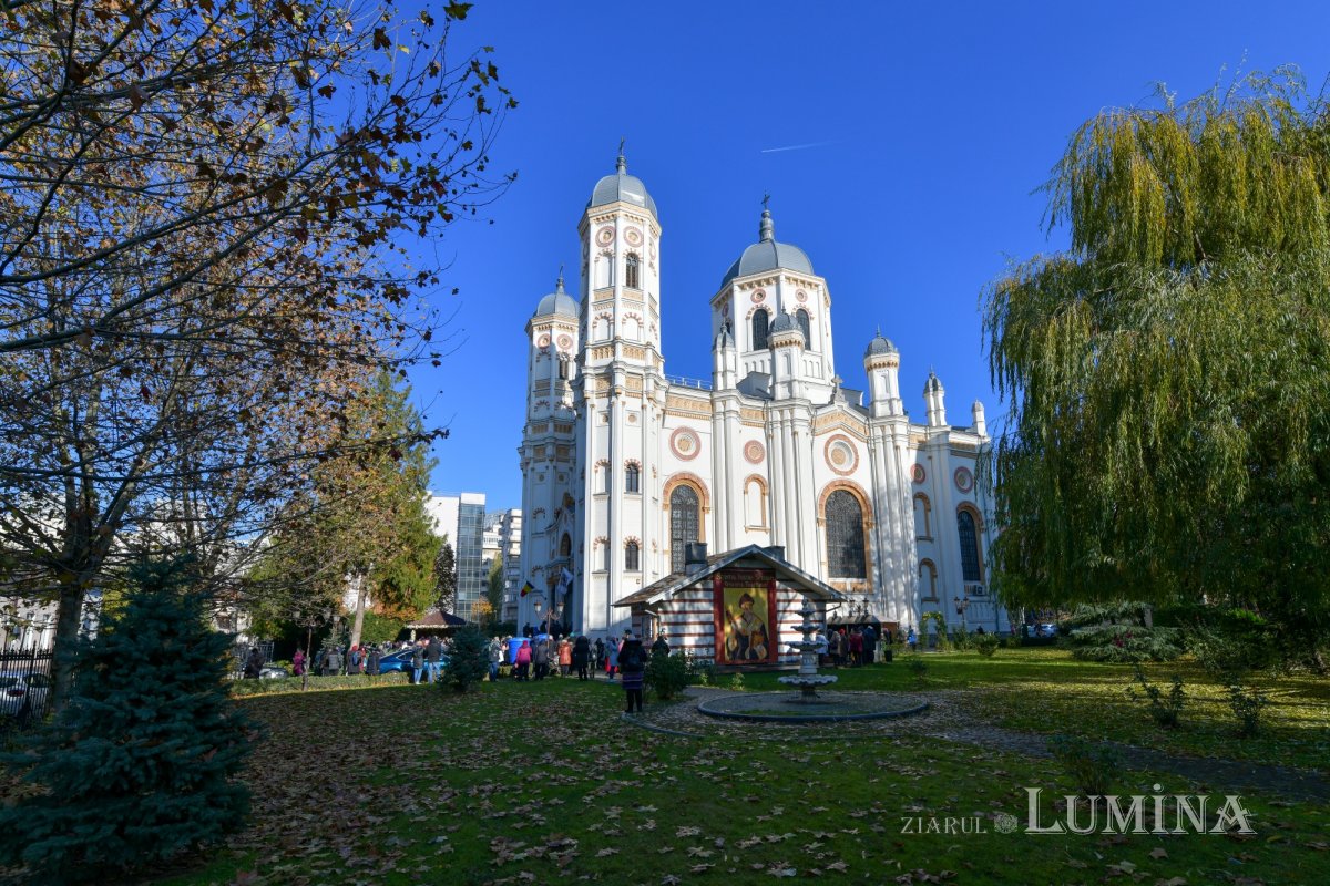 Bucurii duhovnicești oferite de Sfântul Spiridon credincioșilor din Capitală 280516