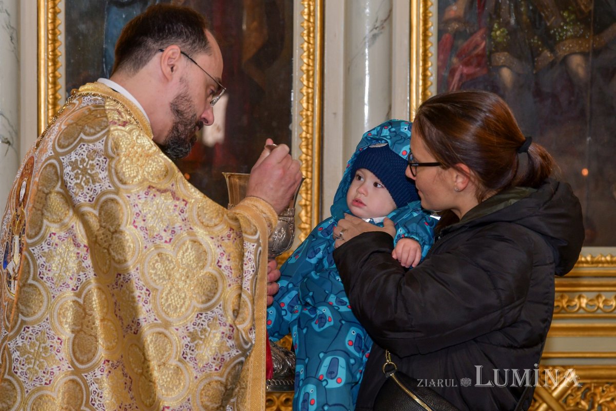 Bucurii duhovnicești oferite de Sfântul Spiridon credincioșilor din Capitală 280519