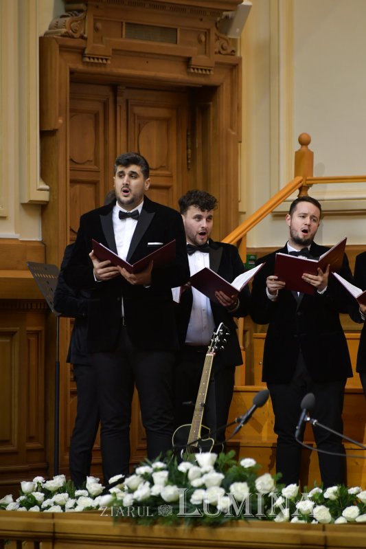 Reprezentanții notarilor publici din România în vizită la Palatul Patriarhiei 280976