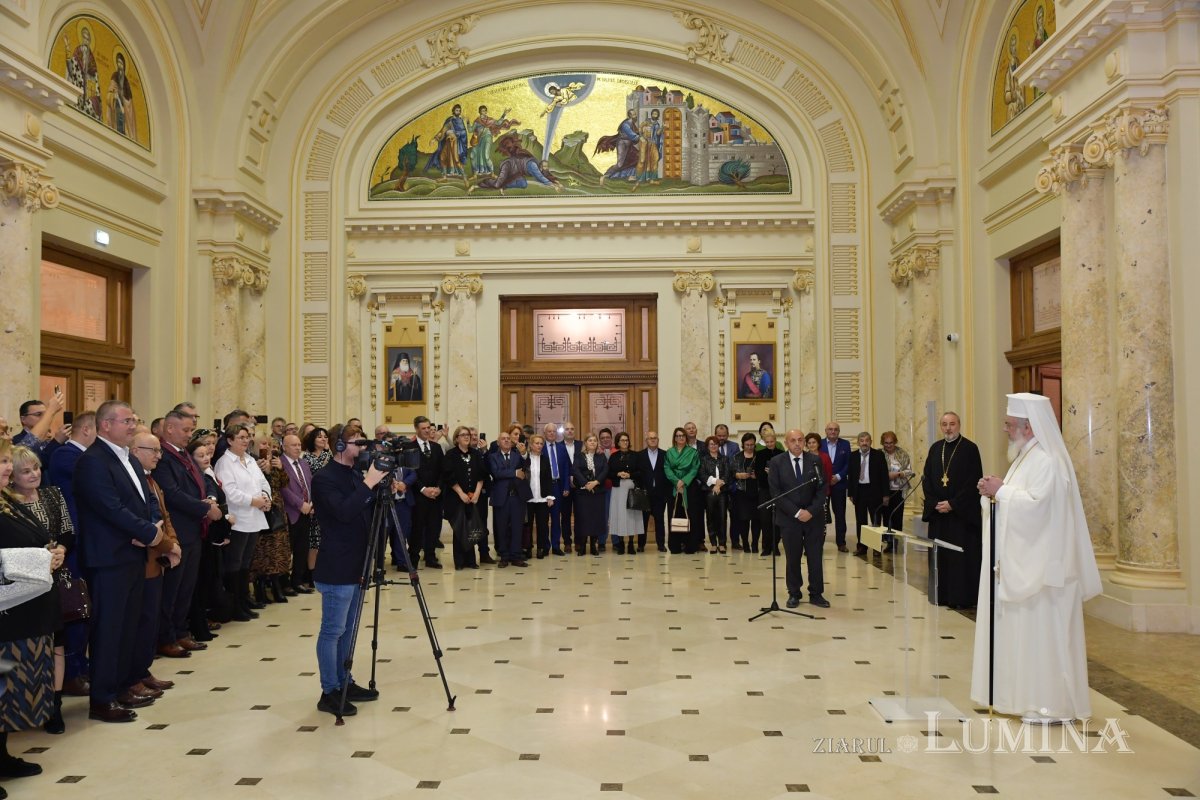 Reprezentanții notarilor publici din România în vizită la Palatul Patriarhiei 280984