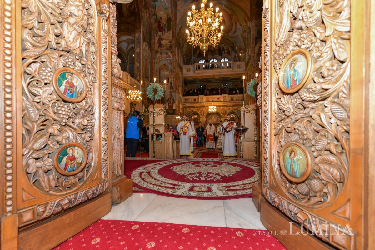 Sfântul Elefterie cinstit la biserica sa din Capitală 280902