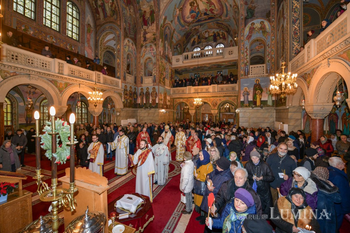 Sfântul Elefterie cinstit la biserica sa din Capitală 280905
