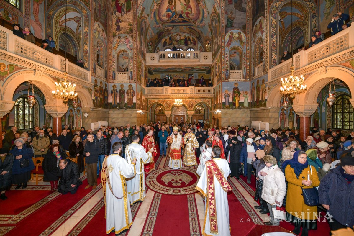 Sfântul Elefterie cinstit la biserica sa din Capitală 280906