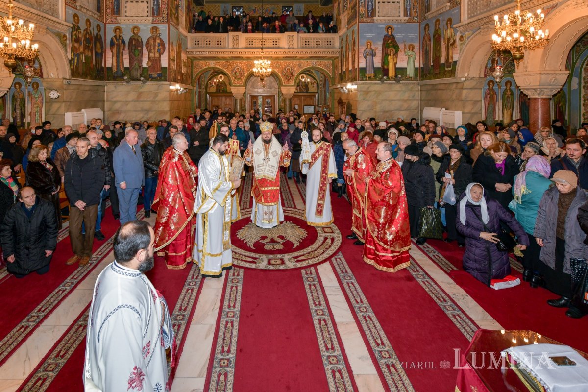 Sfântul Elefterie cinstit la biserica sa din Capitală 280914