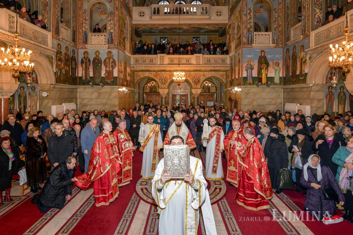 Sfântul Elefterie cinstit la biserica sa din Capitală 280915