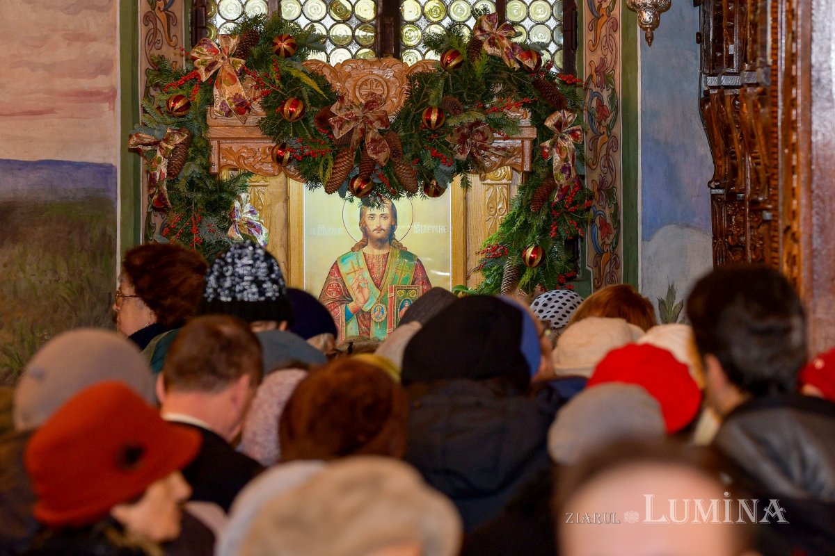 Sfântul Elefterie cinstit la biserica sa din Capitală 280916