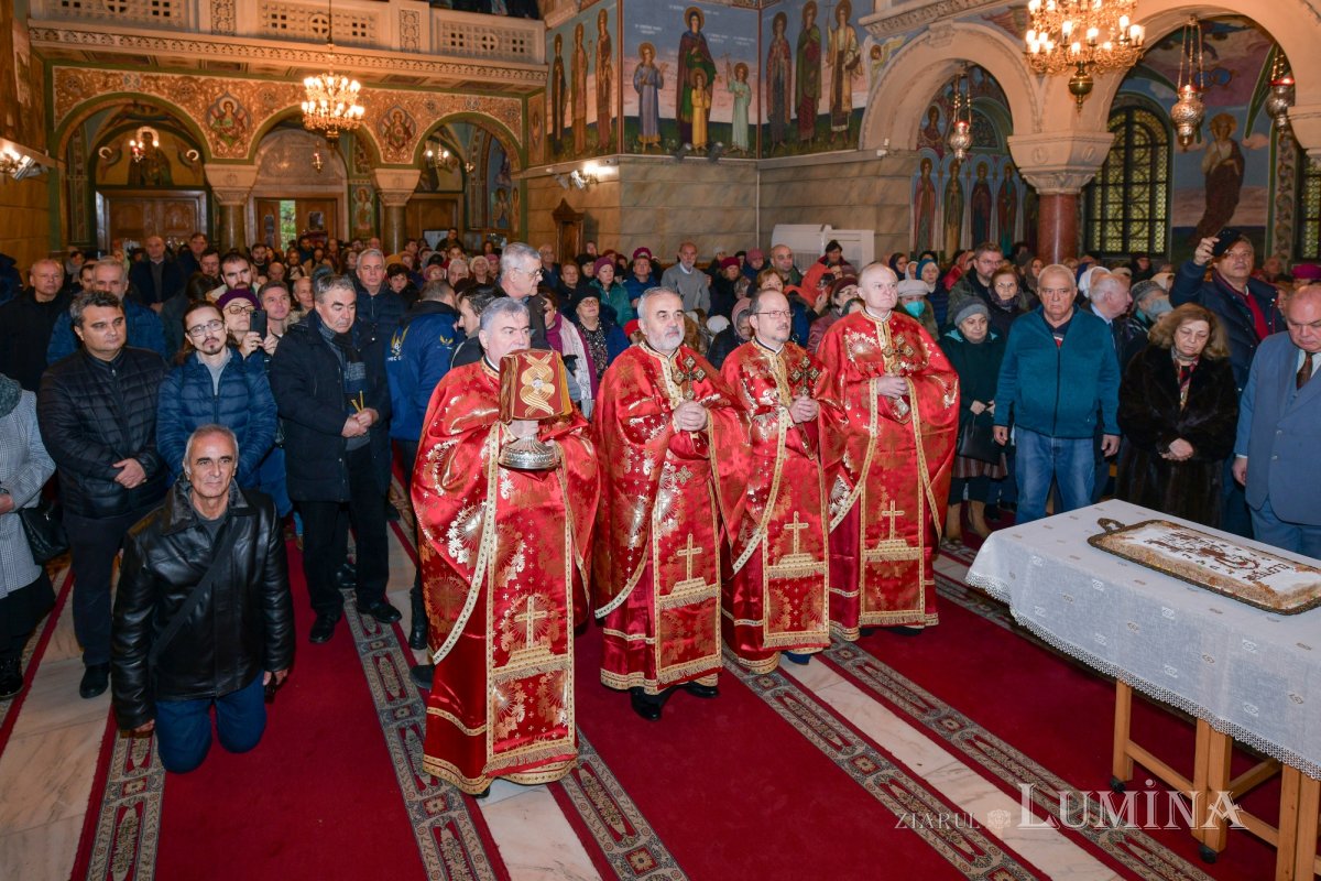 Sfântul Elefterie cinstit la biserica sa din Capitală 280943
