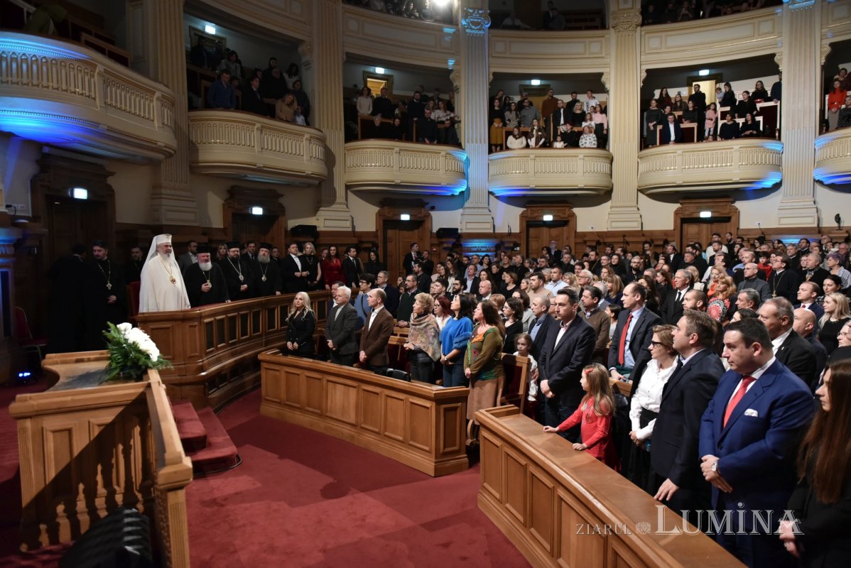Concertul de colinde „Răsăritul cel de Sus” la Palatul Patriarhiei 281070