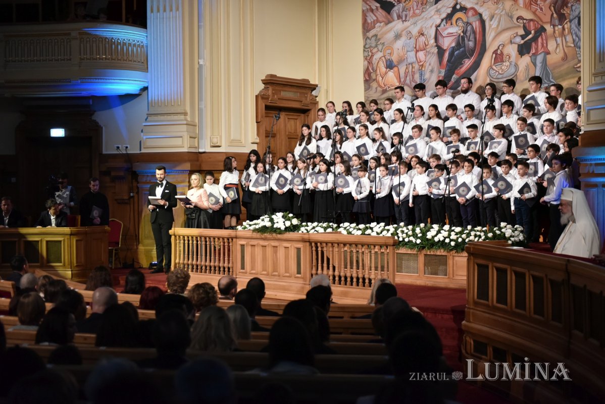 Concertul de colinde „Răsăritul cel de Sus” la Palatul Patriarhiei 281072