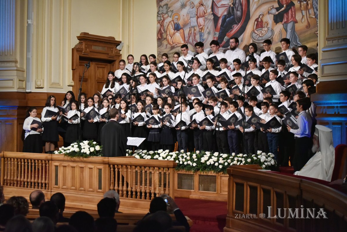 Concertul de colinde „Răsăritul cel de Sus” la Palatul Patriarhiei 281075