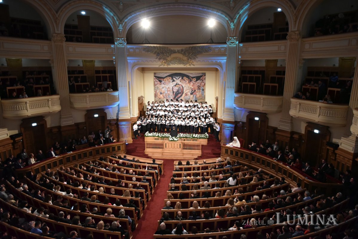 Concertul de colinde „Răsăritul cel de Sus” la Palatul Patriarhiei 281080