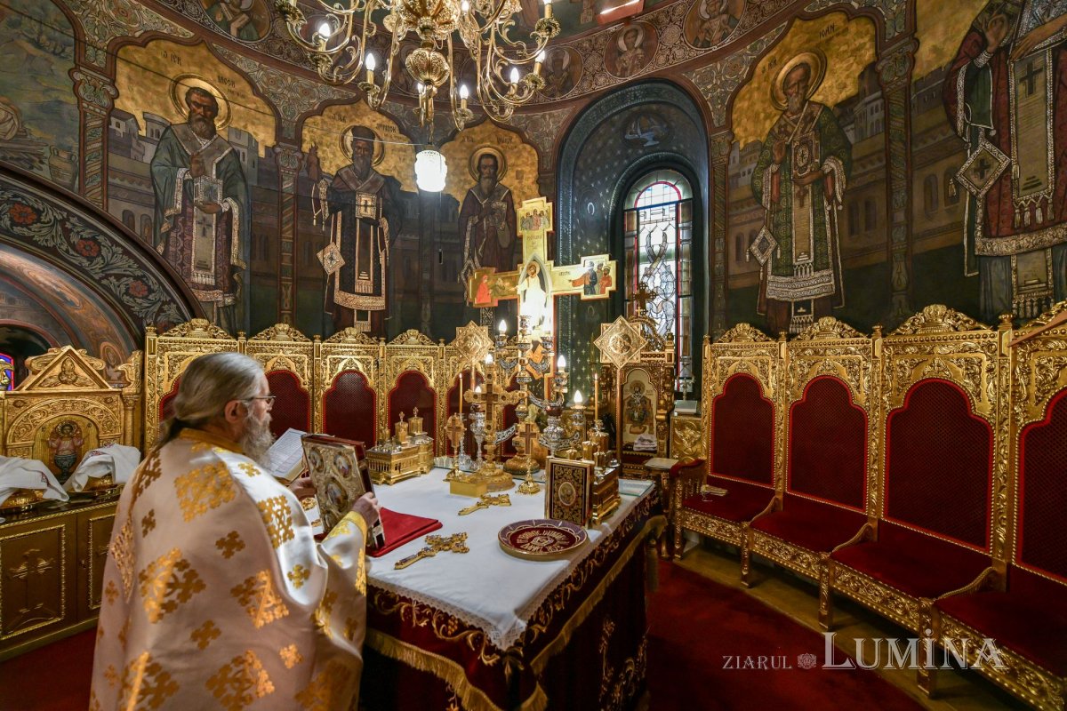 Ziua onomastică a Patriarhului României sărbătorită prin rugăciune 281121