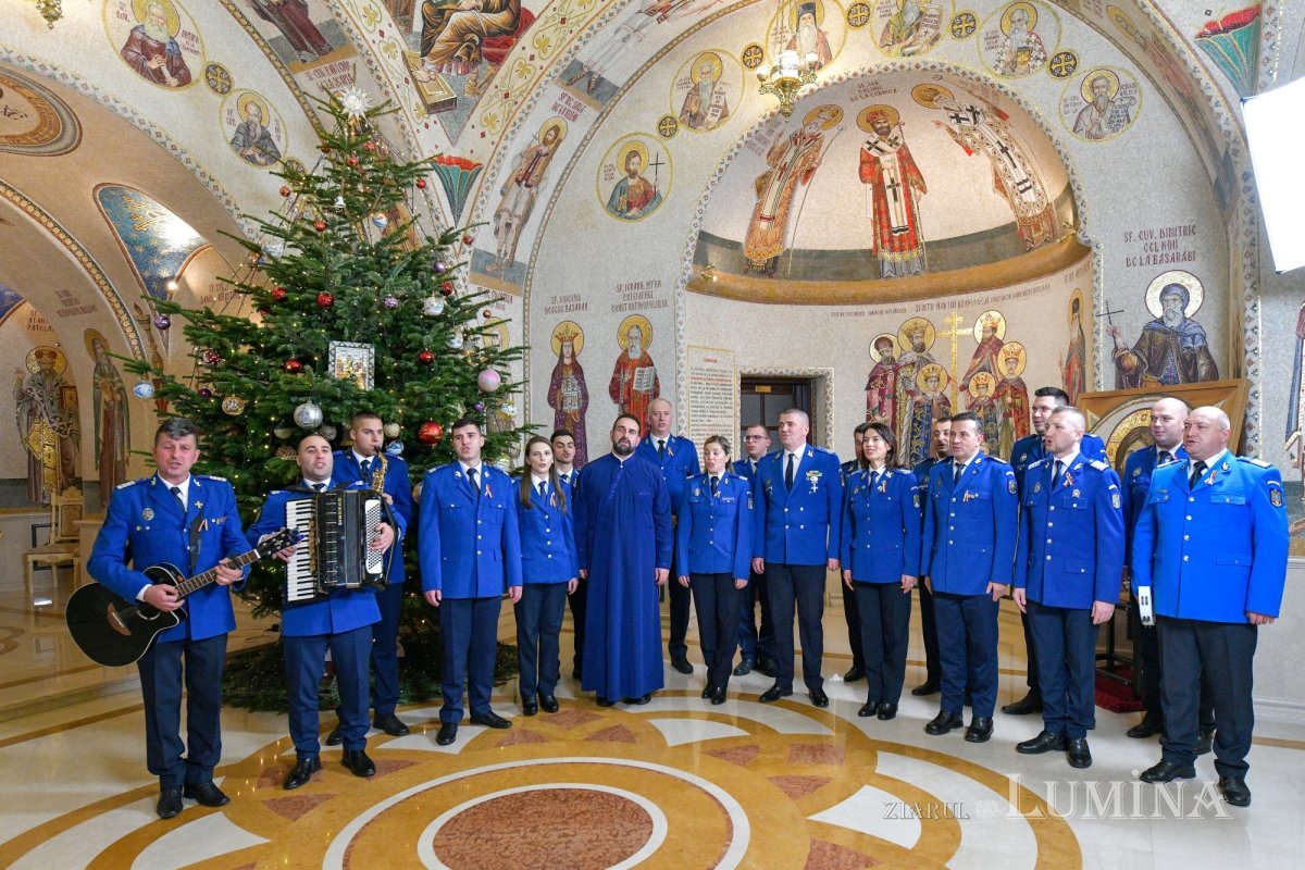 Noi cete de colindători primite de Patriarhul României 281509