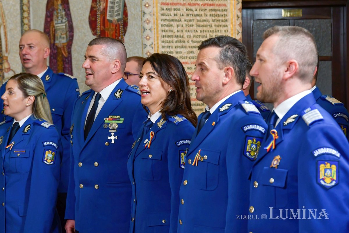 Noi cete de colindători primite de Patriarhul României 281512