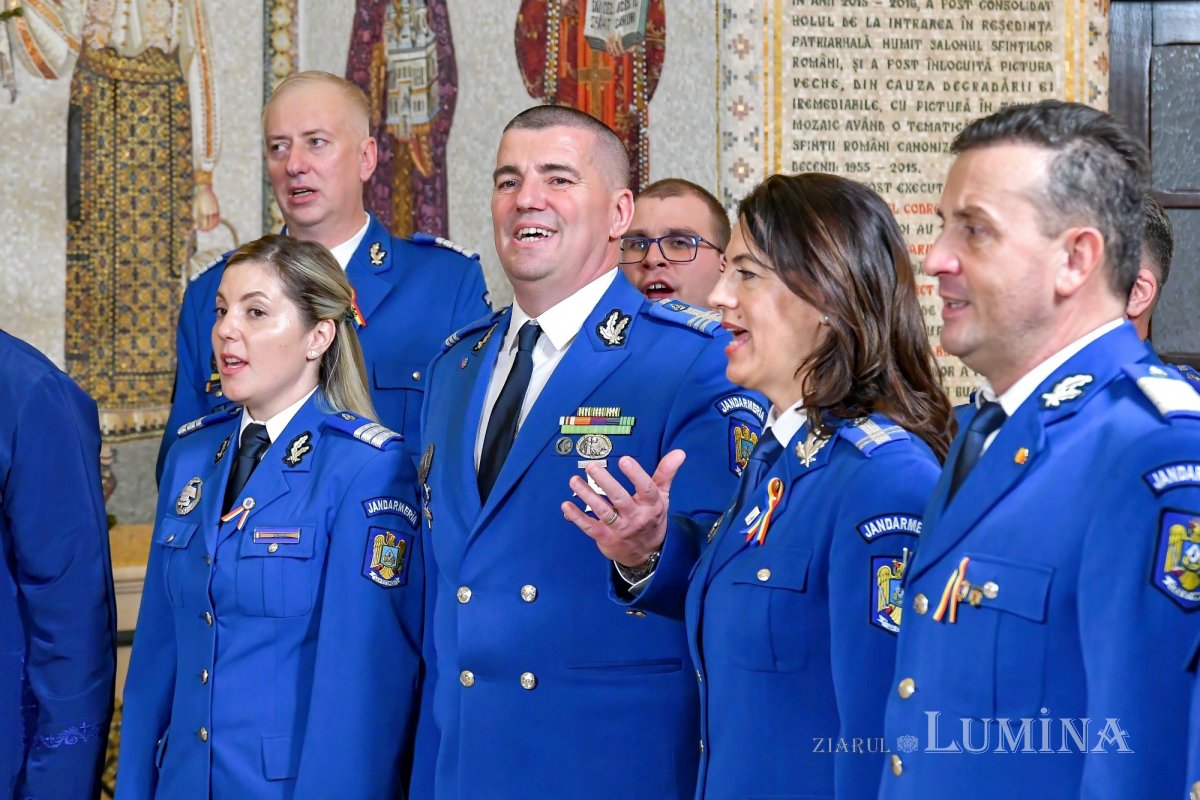 Noi cete de colindători primite de Patriarhul României 281513