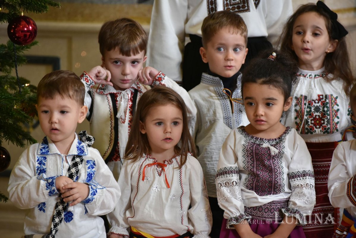 A treia seară succesivă de colinde pe Colina Bucuriei  281687