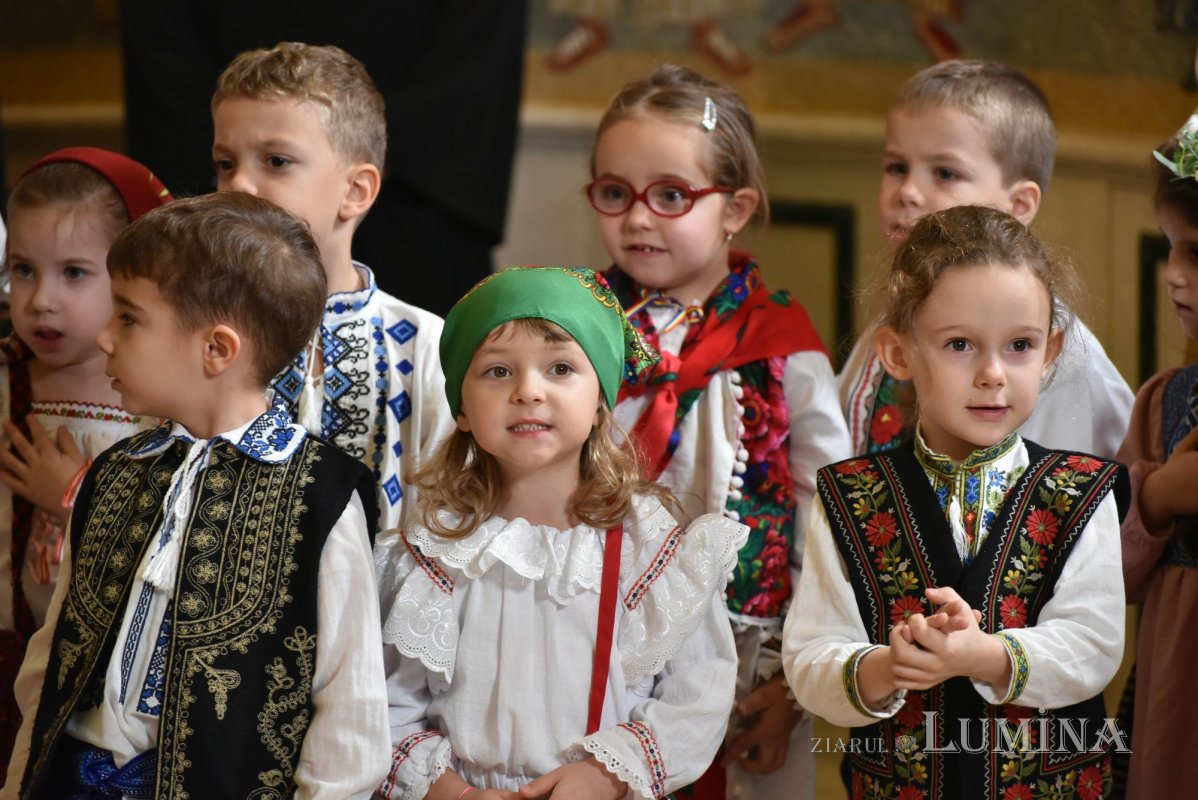 A treia seară succesivă de colinde pe Colina Bucuriei  281688