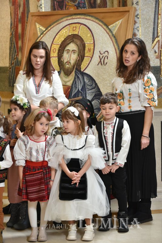 A treia seară succesivă de colinde pe Colina Bucuriei  281689