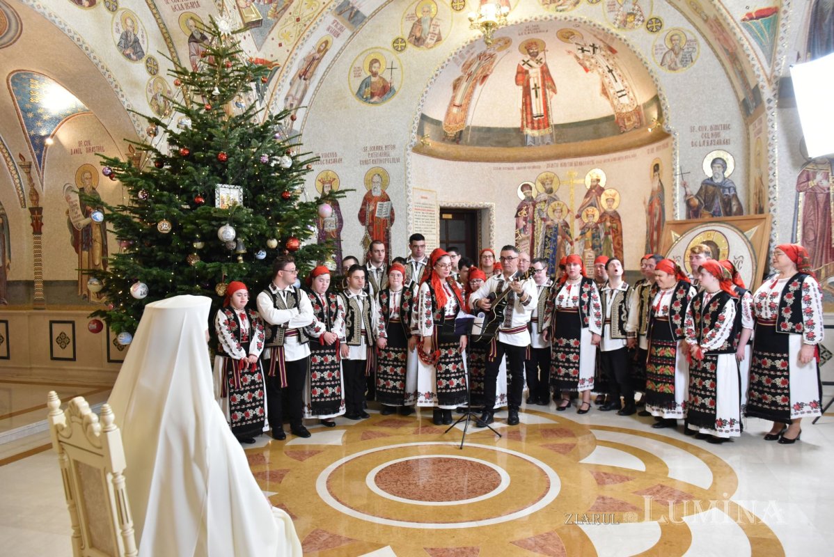 A treia seară succesivă de colinde pe Colina Bucuriei  281705