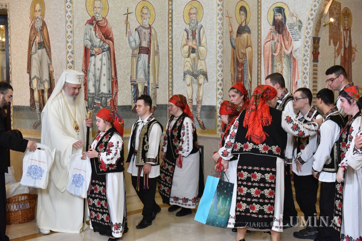 A treia seară succesivă de colinde pe Colina Bucuriei  281722