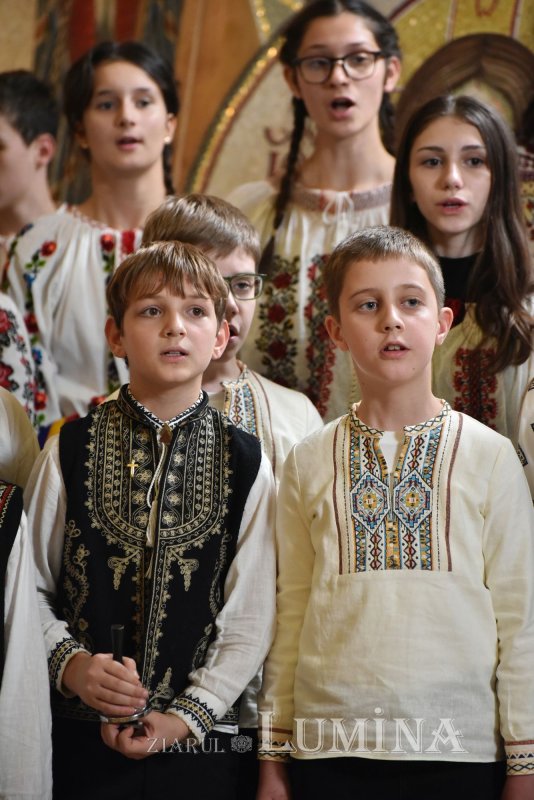 A treia seară succesivă de colinde pe Colina Bucuriei  281727