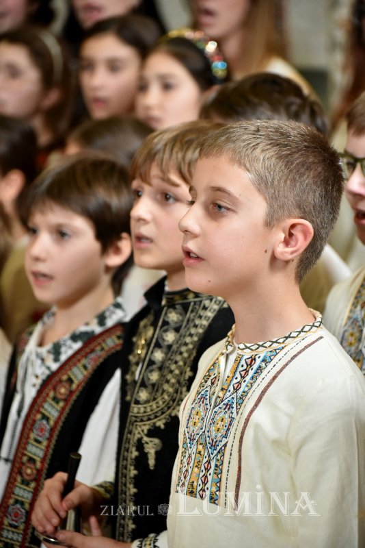 A treia seară succesivă de colinde pe Colina Bucuriei  281736