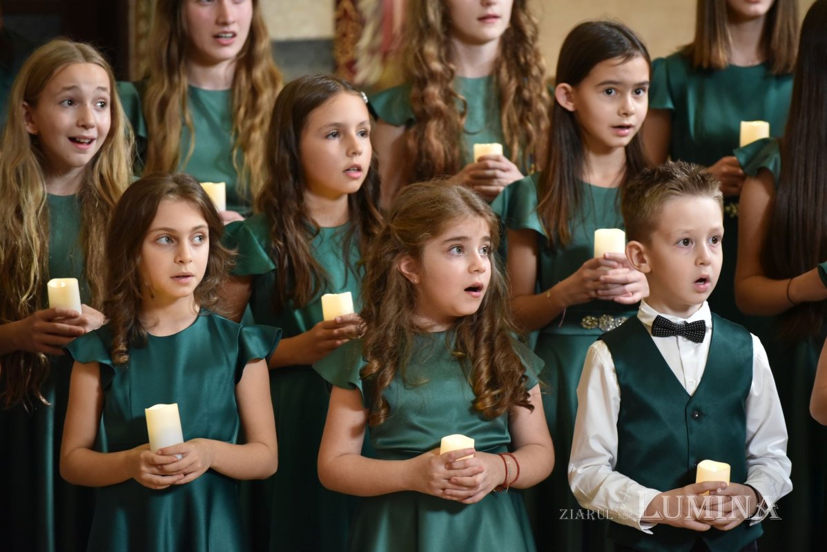 A treia seară succesivă de colinde pe Colina Bucuriei  281747