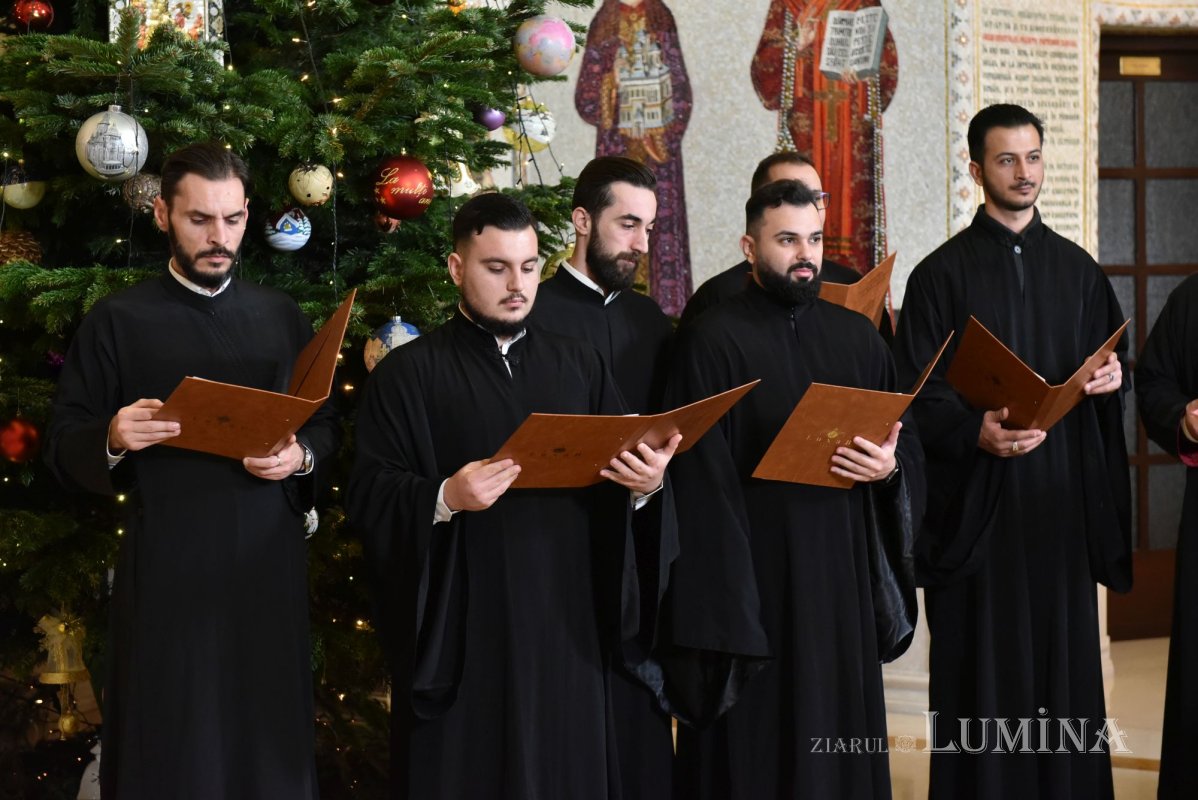 A treia seară succesivă de colinde pe Colina Bucuriei  281760