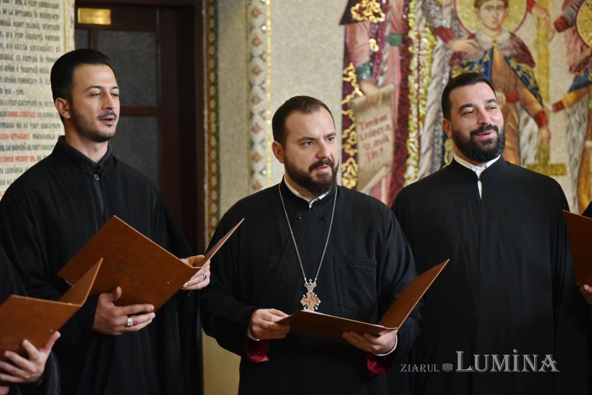 A treia seară succesivă de colinde pe Colina Bucuriei  281763